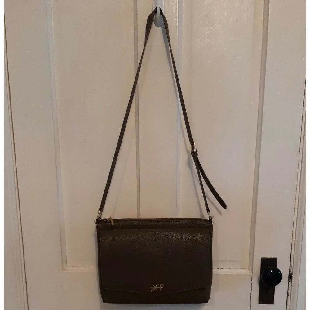 FP Freshly Picked Diaper Crossbody Bag Pocket Wipeable w Changing Pad Dark Green